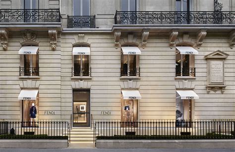 avenue montaigne fendi|montaigne paris boutiques.